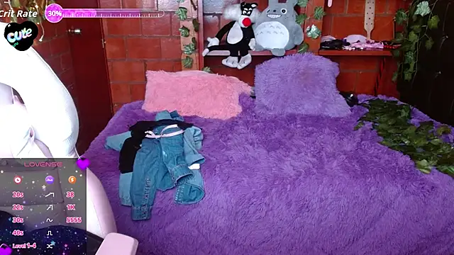 Snapshot of MidoriQuiinn chatting on September 17, 2:26 pm MidoriQuiinn online show from September 17, 2:26 pm