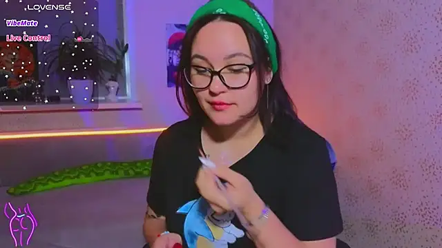 EsterLogan online show from October 13, 8:39 am