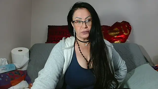Snapshot of MISTRESS_AMAZON_FIRE chatting on October 2, 6:35 pm MISTRESS AMAZON FIRE online show from October 2, 6:35 pm