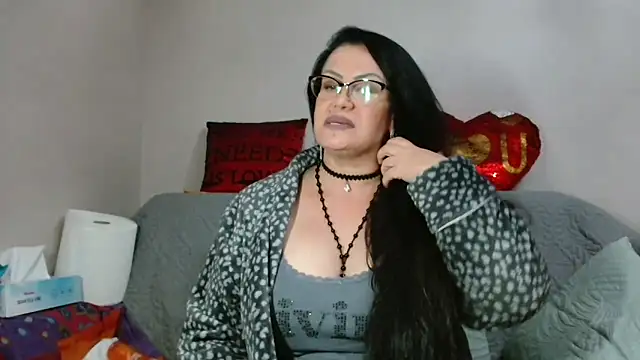 Snapshot of MISTRESS_AMAZON_FIRE chatting on September 28, 9:09 pm MISTRESS AMAZON FIRE online show from September 28, 9:09 pm
