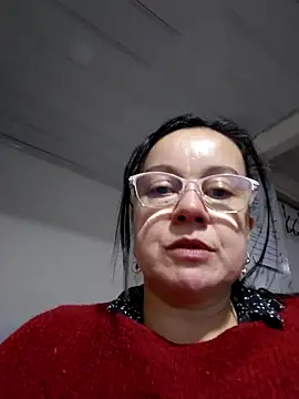 Sonialorens  online show from June 17, 11:50 pm