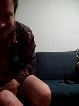 Mia-Sweet2002 online show from March 23, 9:54 pm