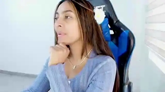 sophiax-x online show from July 13, 9:26 pm