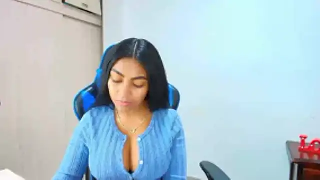 sophiax-x online show from November 7, 3:06 pm