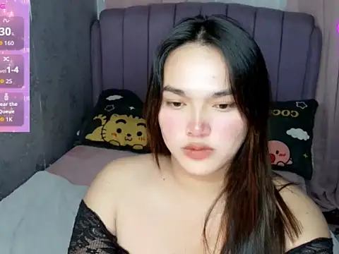 MoaningKylie online show from February 6, 1:47 pm