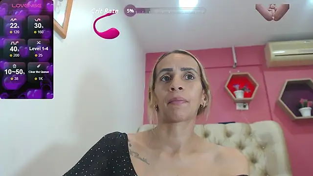 Amber Moore online show from February 14, 12:45 am