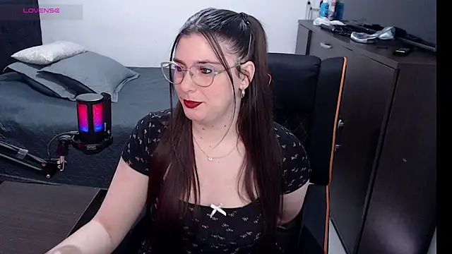 xxbbtaa online show from July 12, 7:47 pm
