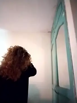 EmmaMelissa0521 online show from January 18, 1:02 am