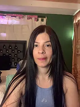 Estefani 32 online show from July 28, 2:35 pm