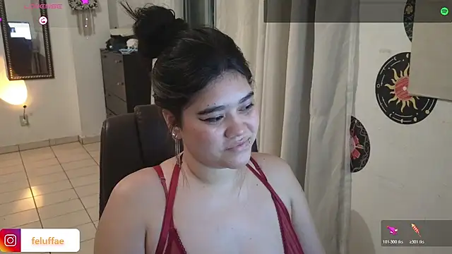 feluriana online show from November 18, 12:22 am