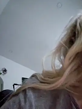 ScarletCallings420 online show from November 14, 6:30 pm