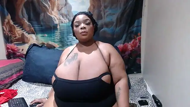 xGIANTEBONY30x online show from July 30, 2:56 am