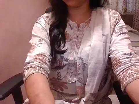 Pinky 4 online show from June 9, 4:34 am