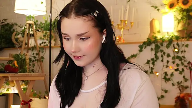 Snapshot of ScarletBlaze chatting on October 16, 5:37 pm ScarletBlaze online show from October 16, 5:37 pm