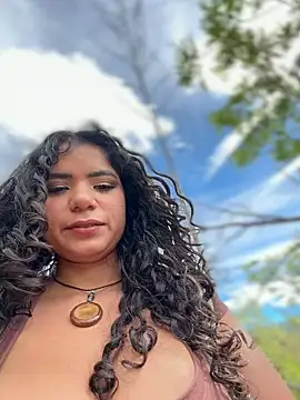 Simone Miller online show from July 7, 7:38 pm