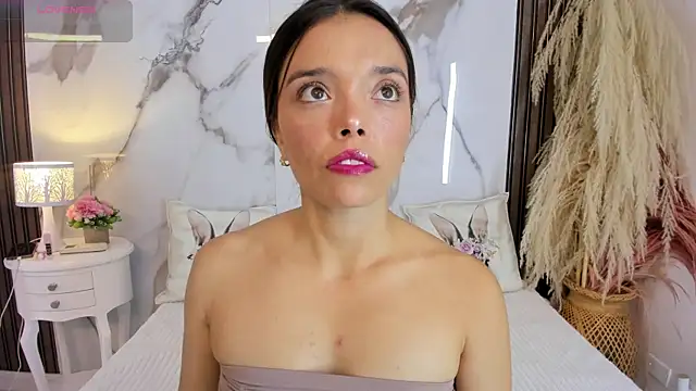 hannahill69 online show from July 21, 5:08 am