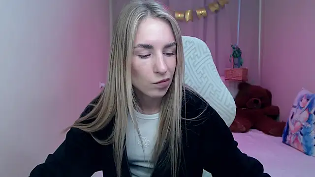 DeboraHorny online show from April 16, 6:03 am