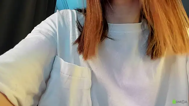 Snapshot of Courtney_Luv chatting on October 2, 11:48 am Courtney Luv online show from October 2, 11:48 am