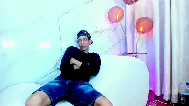 SecretsParty online show from July 28, 8:12 pm