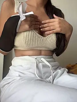 DulceMya6 online show from June 18, 2:33 pm
