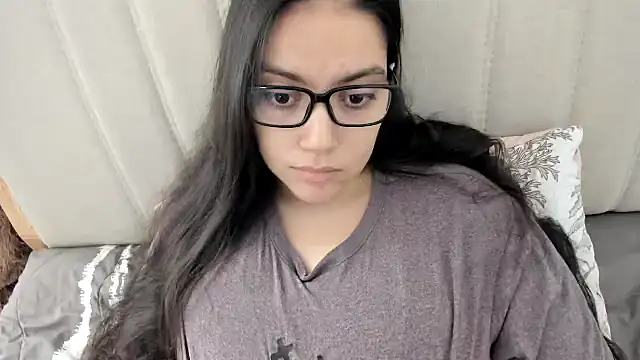 roniewester online show from March 11, 3:14 pm