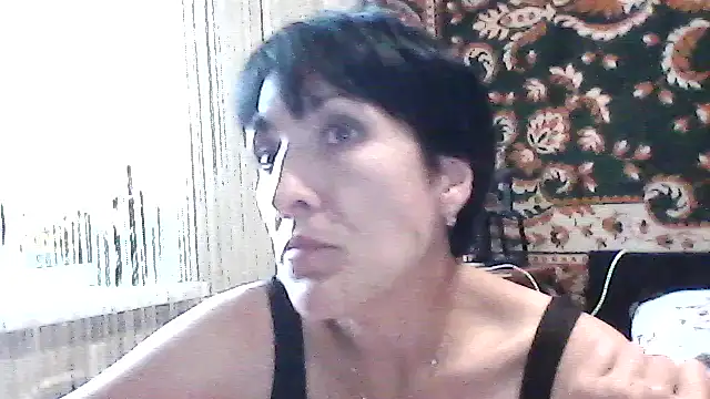 SunnyAmorre online show from June 10, 1:10 pm