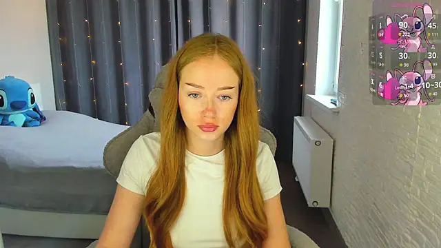 Hot Mia  online show from June 14, 2:39 pm