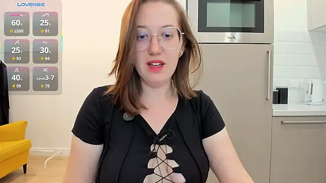 Charmy Gracy online show from July 20, 11:01 am