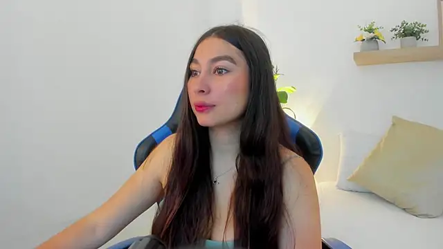 bella 99  online show from July 27, 11:40 am