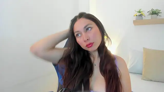 bella 99  online show from July 18, 12:29 pm