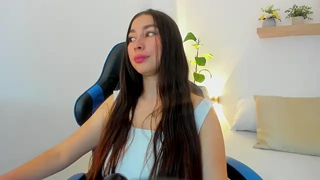 bella 99  online show from July 23, 11:40 am