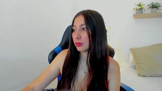 bella 99  online show from July 31, 11:55 am