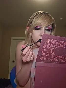 AmethystFoxx online show from June 12, 3:14 am
