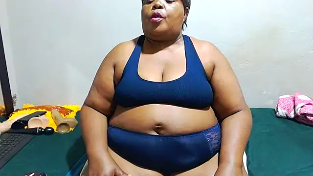 MatureBootyBabe4Uxx online show from April 27, 2:25 pm