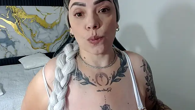 natalygolden69 online show from July 18, 1:13 pm