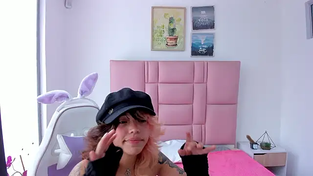 katalina garcia online show from March 5, 5:42 pm