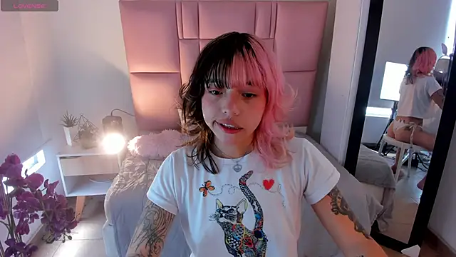 katalina garcia online show from March 14, 6:53 pm