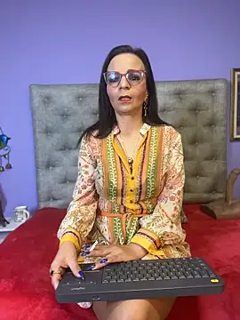 Miss ellien online show from July 2, 4:18 am