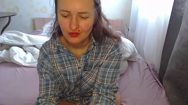 Snapshot of LoraPreston chatting on October 19, 9:11 am LoraPreston online show from October 19, 9:11 am