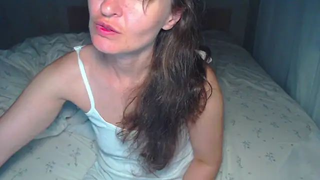 LoraPreston online show from August 7, 7:32 pm