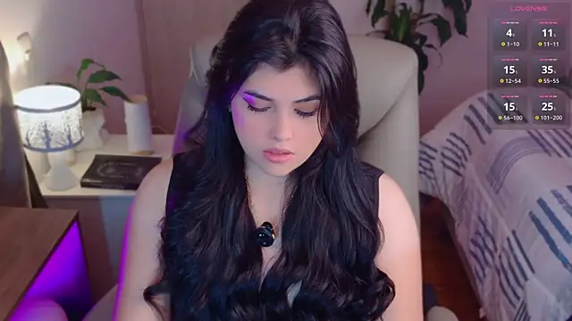 Alyaa s online show from April 30, 2:39 am