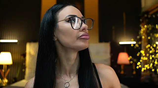 Lorettelorena online show from July 5, 4:19 am