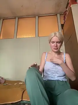 Keylili online show from May 16, 3:33 pm
