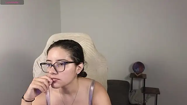 blue  moon  online show from October 26, 4:52 am