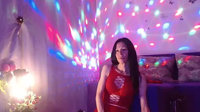 ElysaSun online show from July 3, 7:20 pm