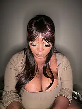 HOTMILFKATIEE online show from July 21, 9:21 am