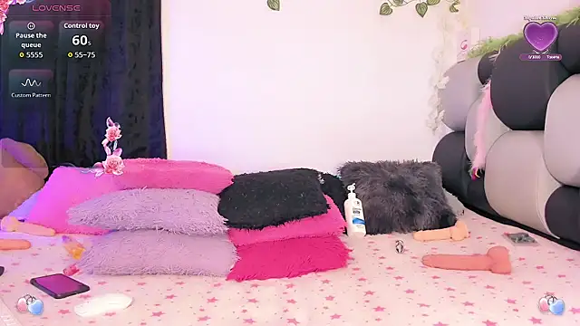 sabrinamossii online show from May 2, 11:02 am
