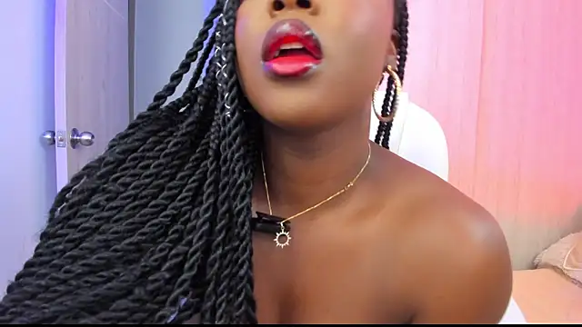 fioresantamaria online show from October 31, 12:23 am