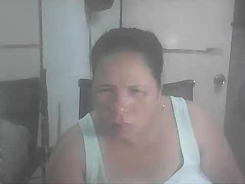 Snapshot of hotwet_mama4uxx chatting on September 22, 11:36 pm hotwet mama4uxx online show from September 22, 11:36 pm