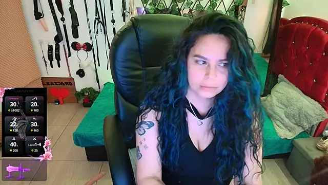 Snapshot of elektra_32 chatting on September 19, 6:23 am elektra 32 online show from September 19, 6:23 am